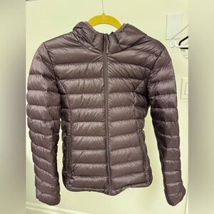 Aritizia TNA The Little Puff Jacket